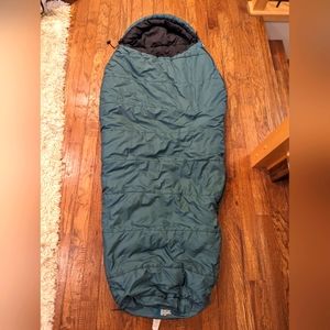 Mountain Equipment Company Fledgling light mummy style sleeping bag, HV,…